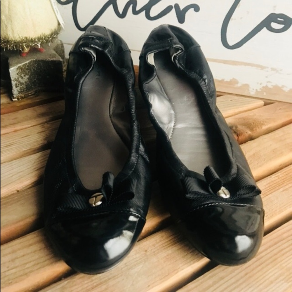 Tahari Black ballerina flat “Gibson”